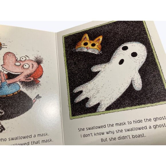 There Was An Old Lady Who Swallowed A Ghost! By Lucille Colandro - Picture 3 of 10